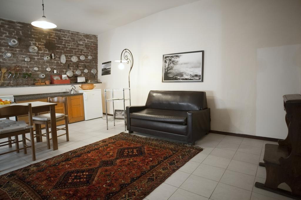 Sotto I Merli Apartment